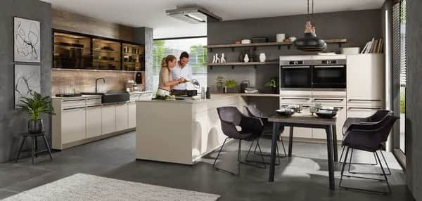 Designküchen von Cosmo Home