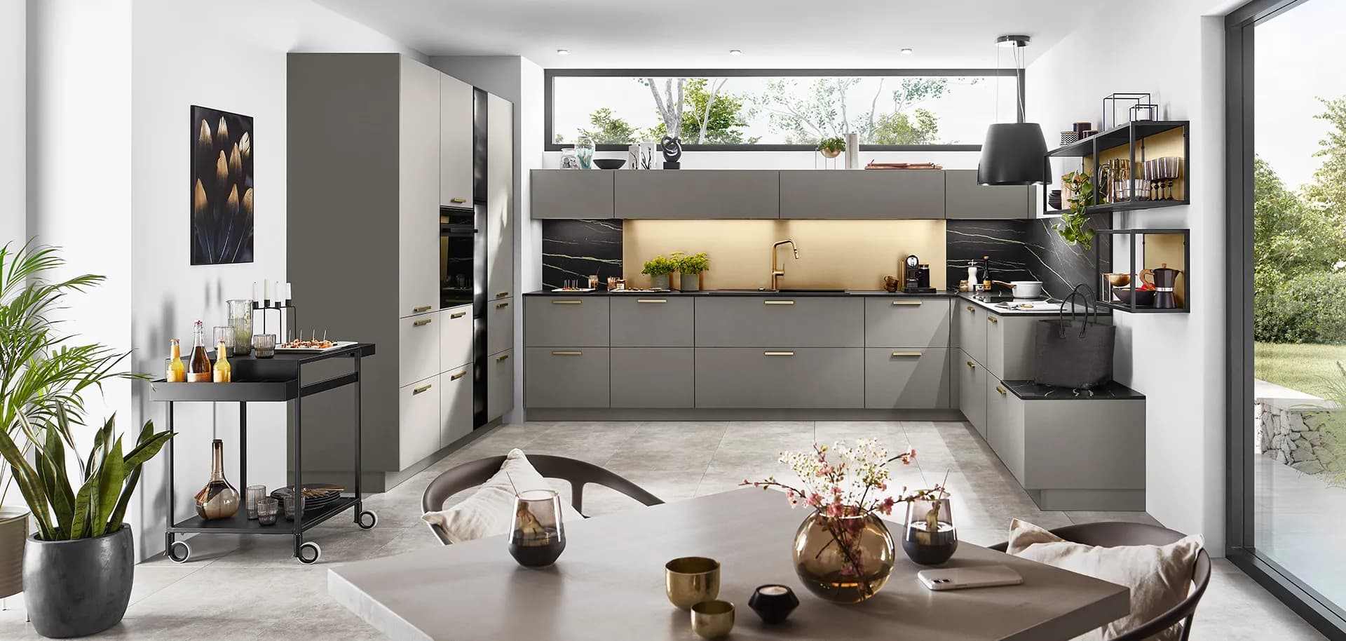 Designküchen von Cosmo Home